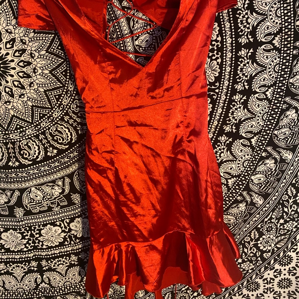 Satin strapped mini red dress